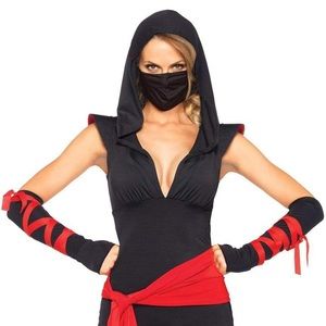 NWT Women’s Deadly Ninja Costume